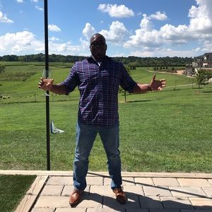 Meet your Posher, Travis